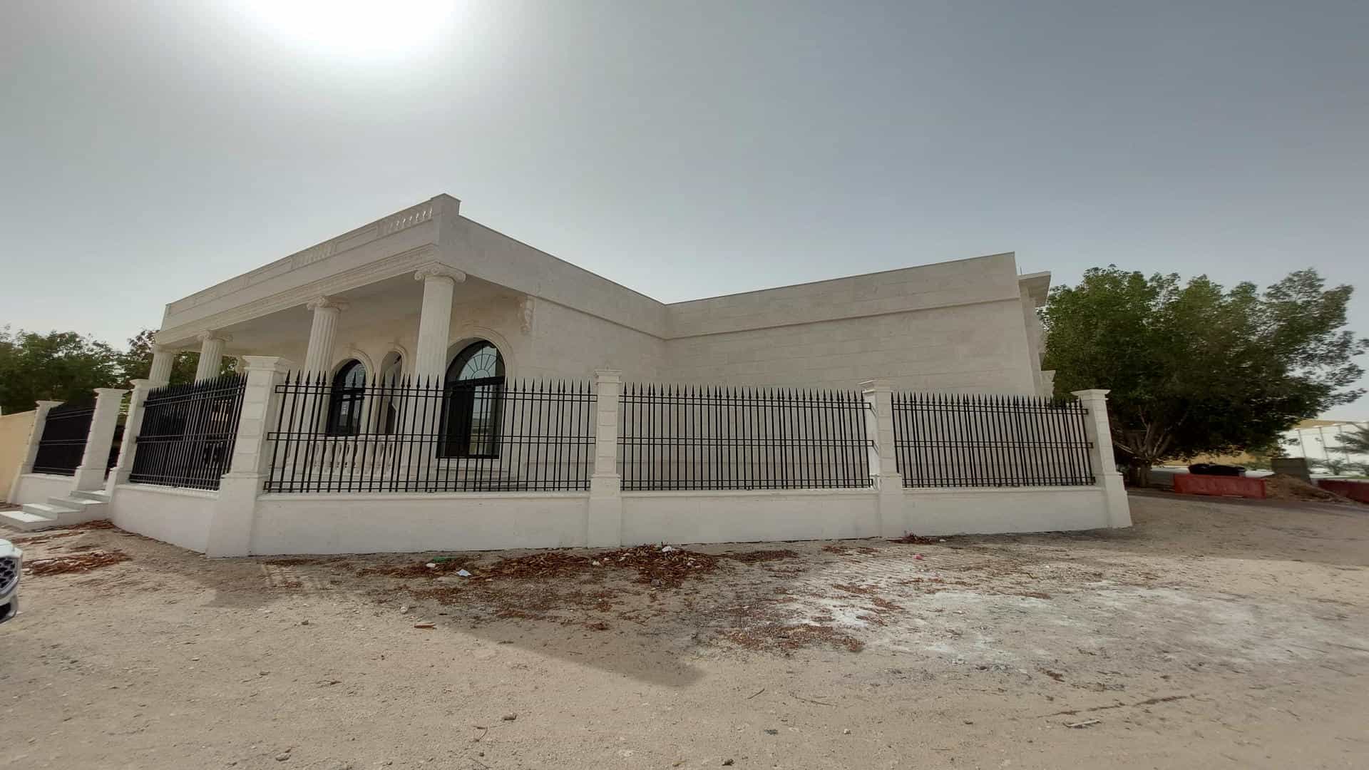 Palace Image 1